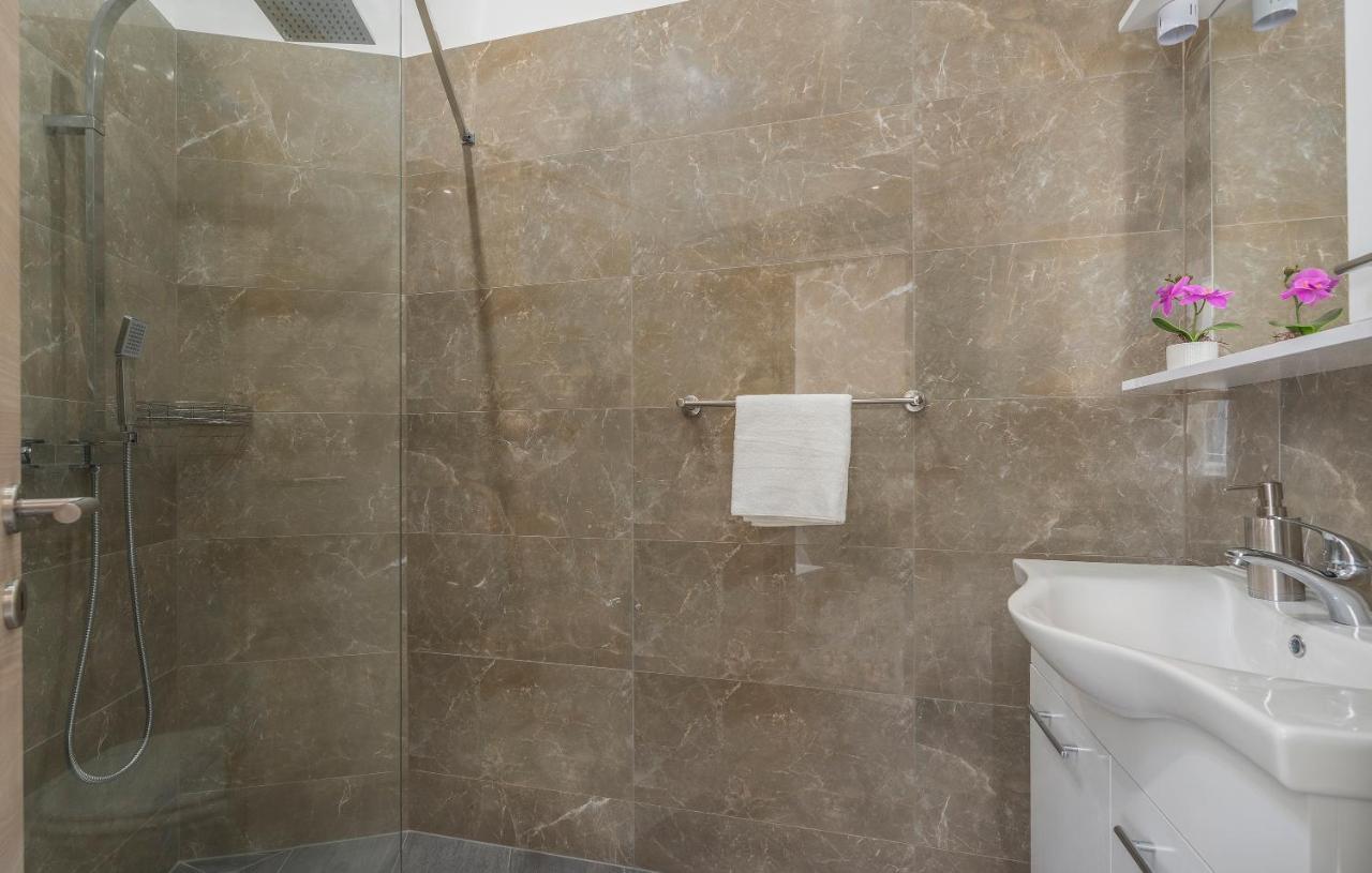 Martin Rooms Porec Esterno foto